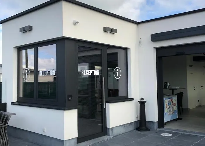 营地 Oasis Middelkerke Romy 1, 2, 3, 4 *